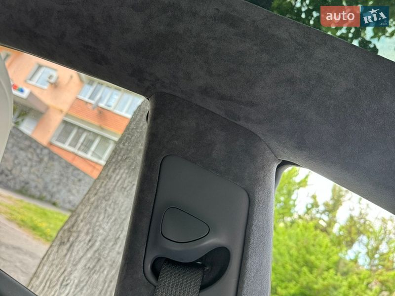 Седан Tesla Model 3 2022 в Полтаве