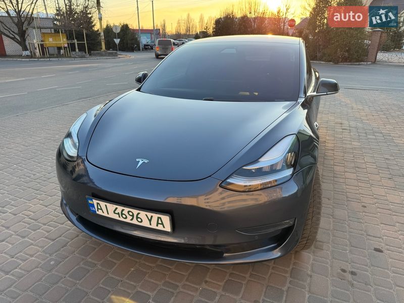 Tesla Model 3 2018