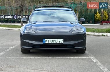 Седан Tesla Model 3 2024 в Киеве