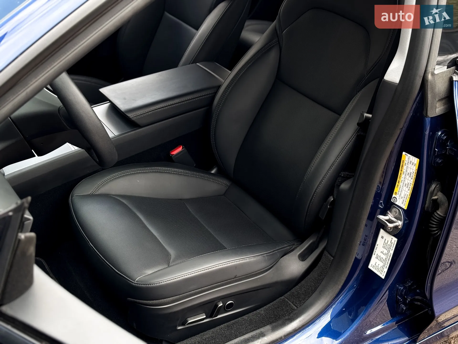 2024 Tesla Model 3 - мініатюра 13