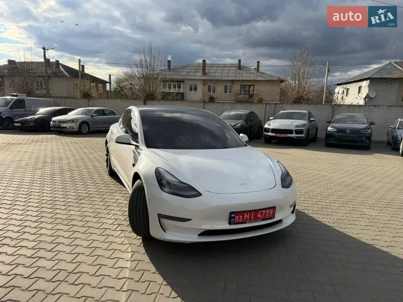 Tesla Model 3 2023 VIN 5YJ3E1EC8PF661536 фото оголошення 20 з 31