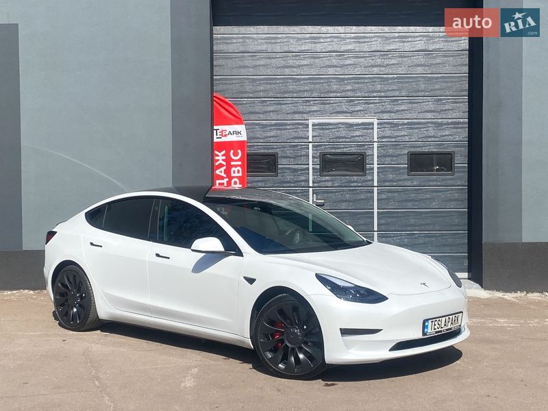 Tesla Model 3 2023