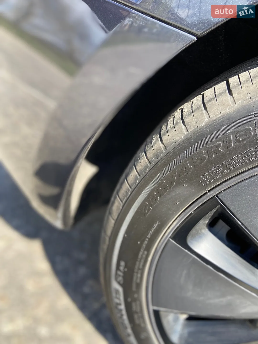 2025 Tesla Model 3 - мініатюра 12
