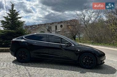 Седан Tesla Model 3 2020 в Харькове