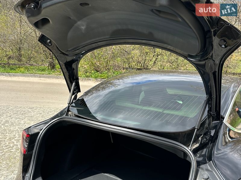 Седан Tesla Model 3 2020 в Харькове