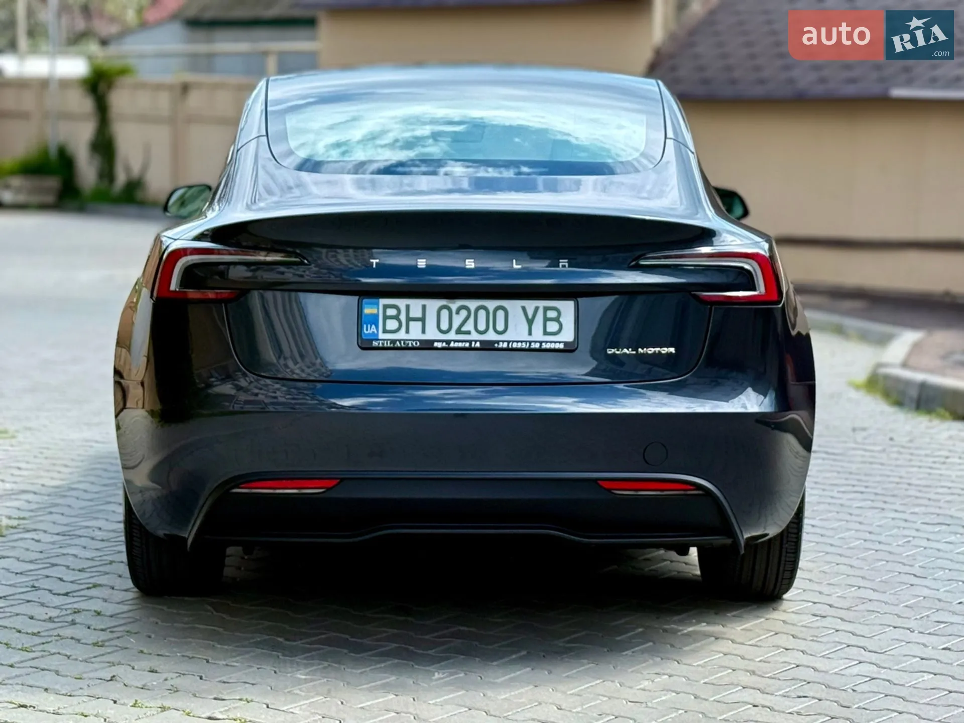 2025 Tesla Model 3 - мініатюра 2