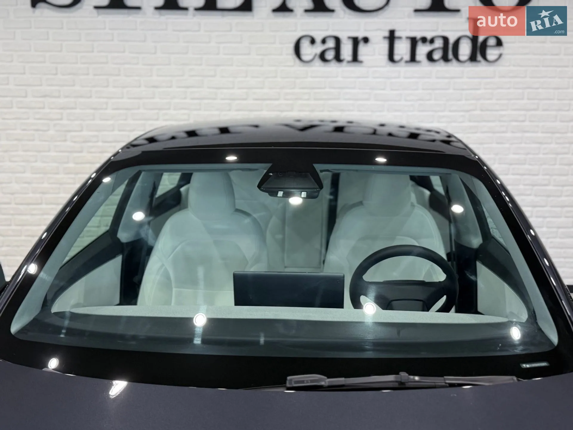 2025 Tesla Model 3 - мініатюра 11