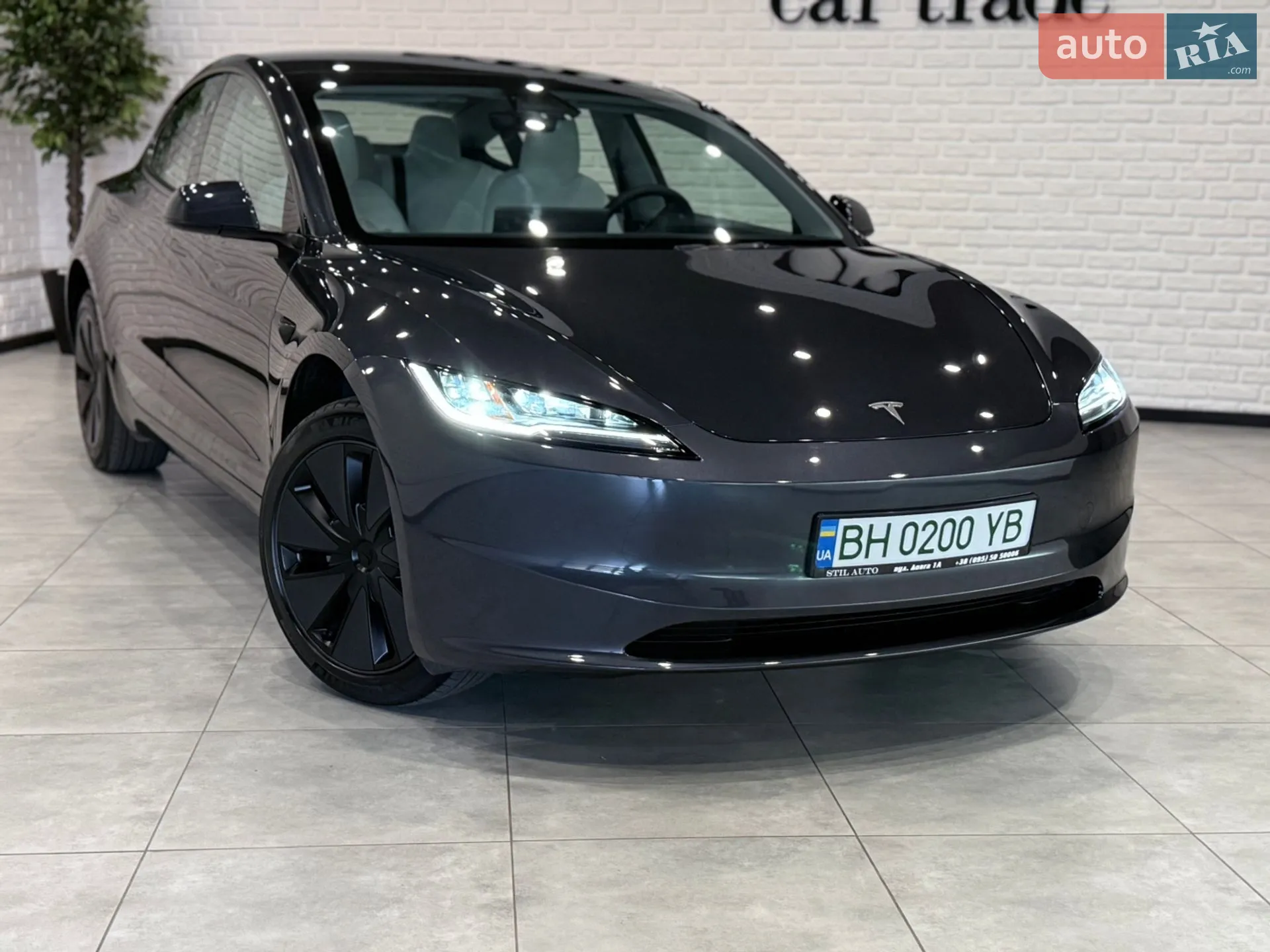 2025 Tesla Model 3 - мініатюра 29