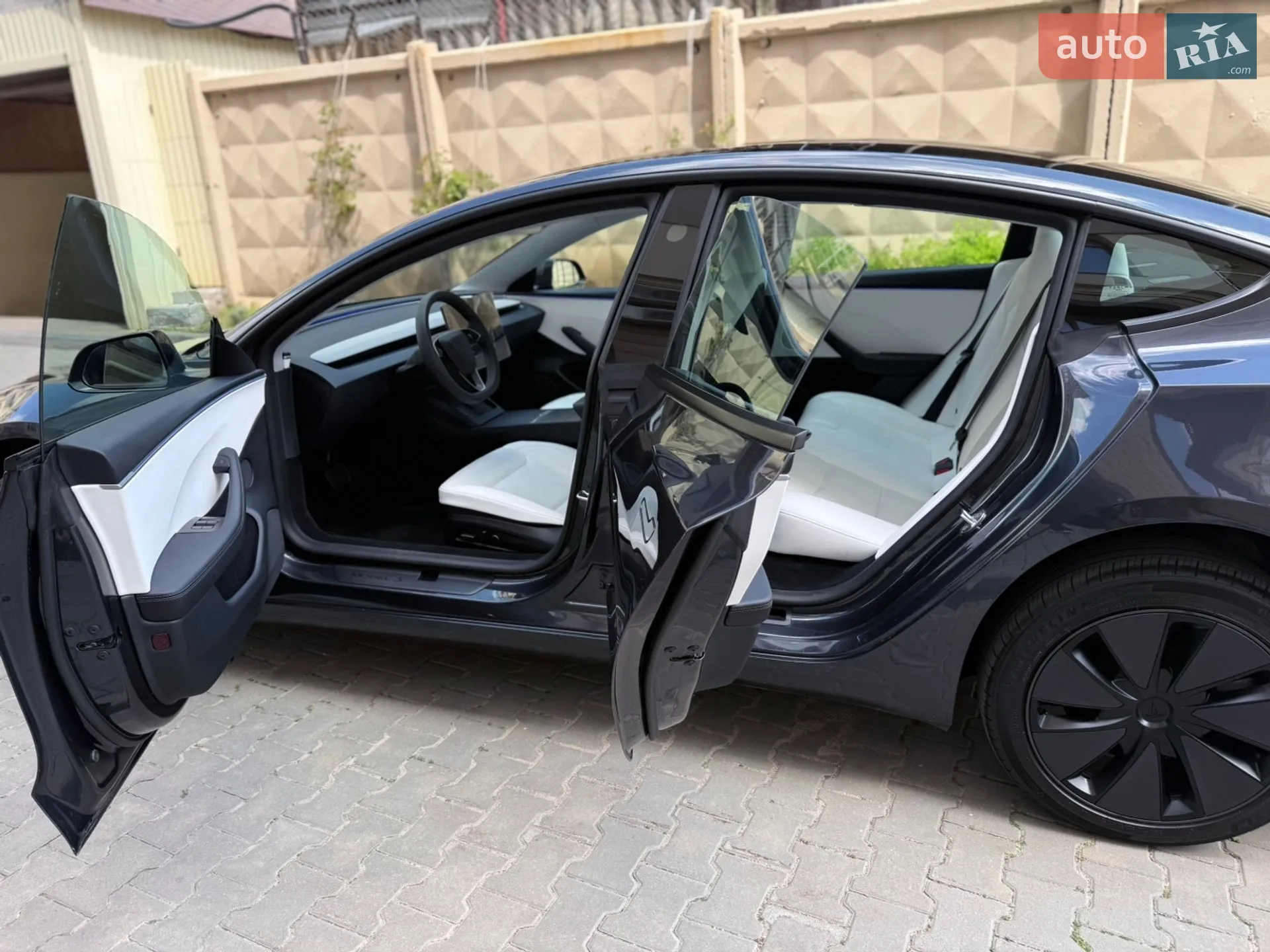 2025 Tesla Model 3 - мініатюра 42