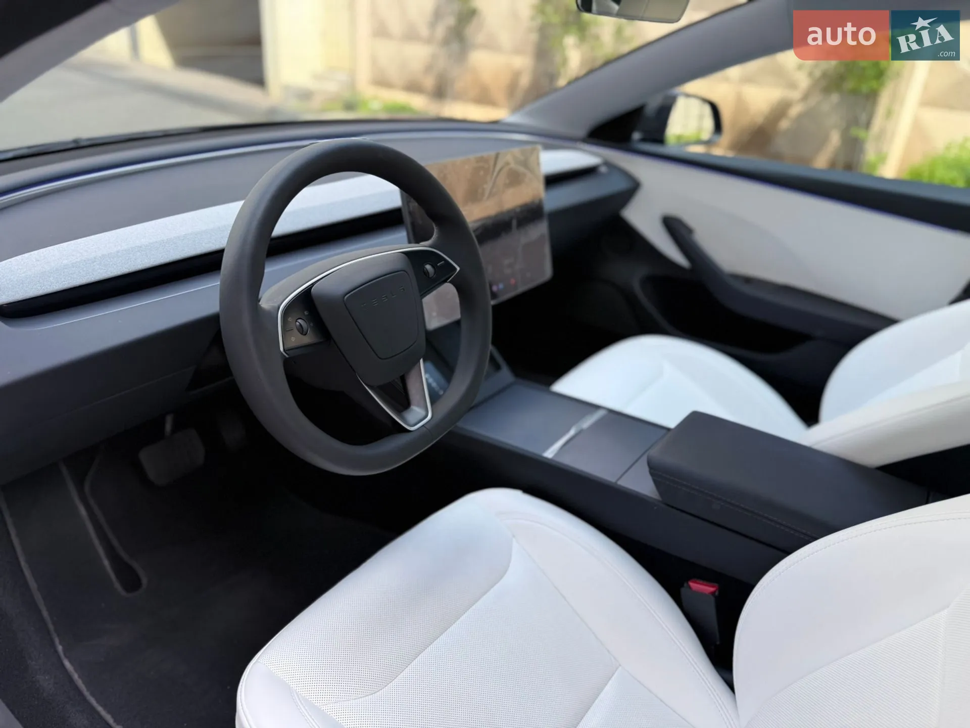 2025 Tesla Model 3 - мініатюра 44