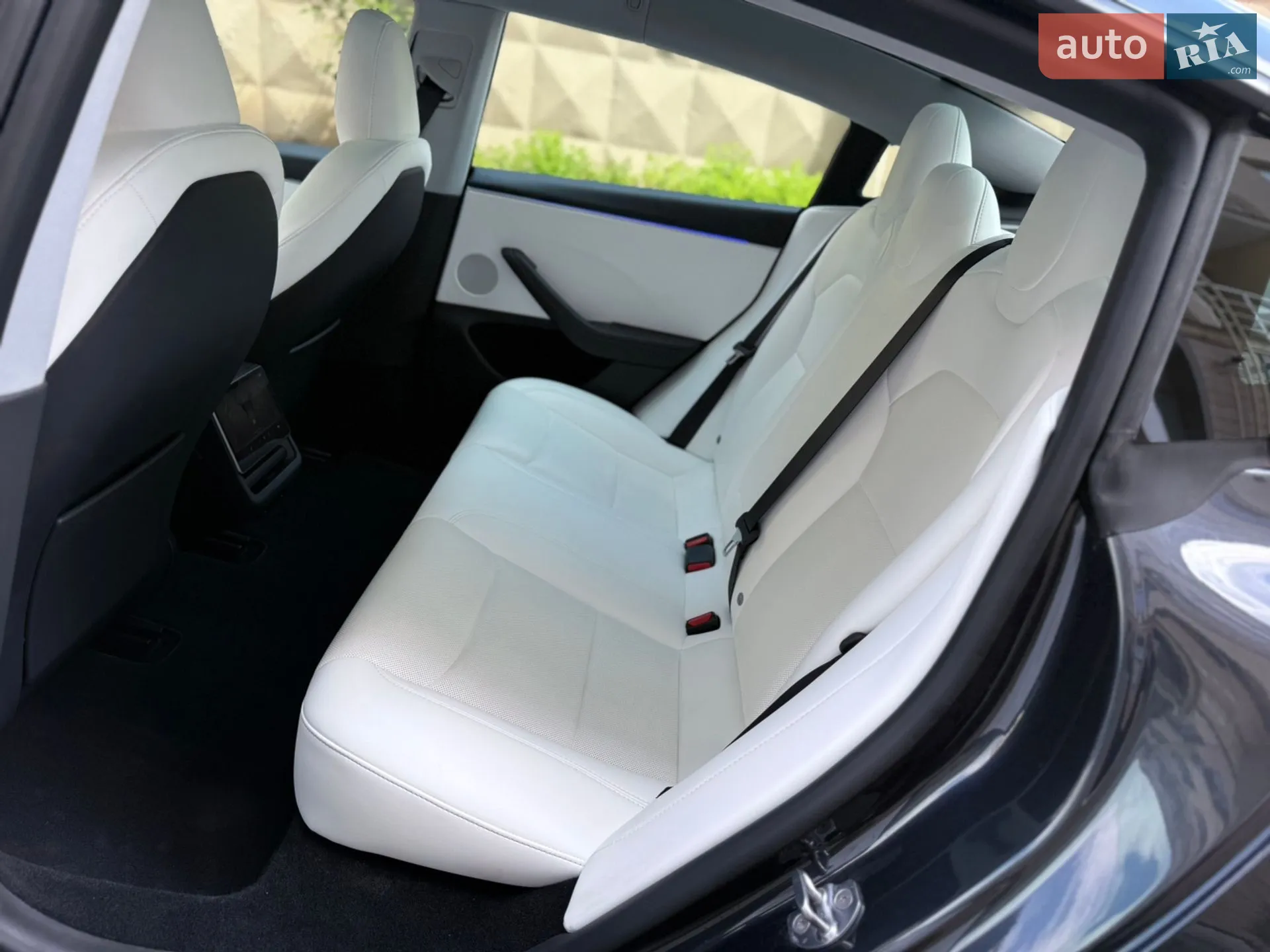 2025 Tesla Model 3 - мініатюра 46