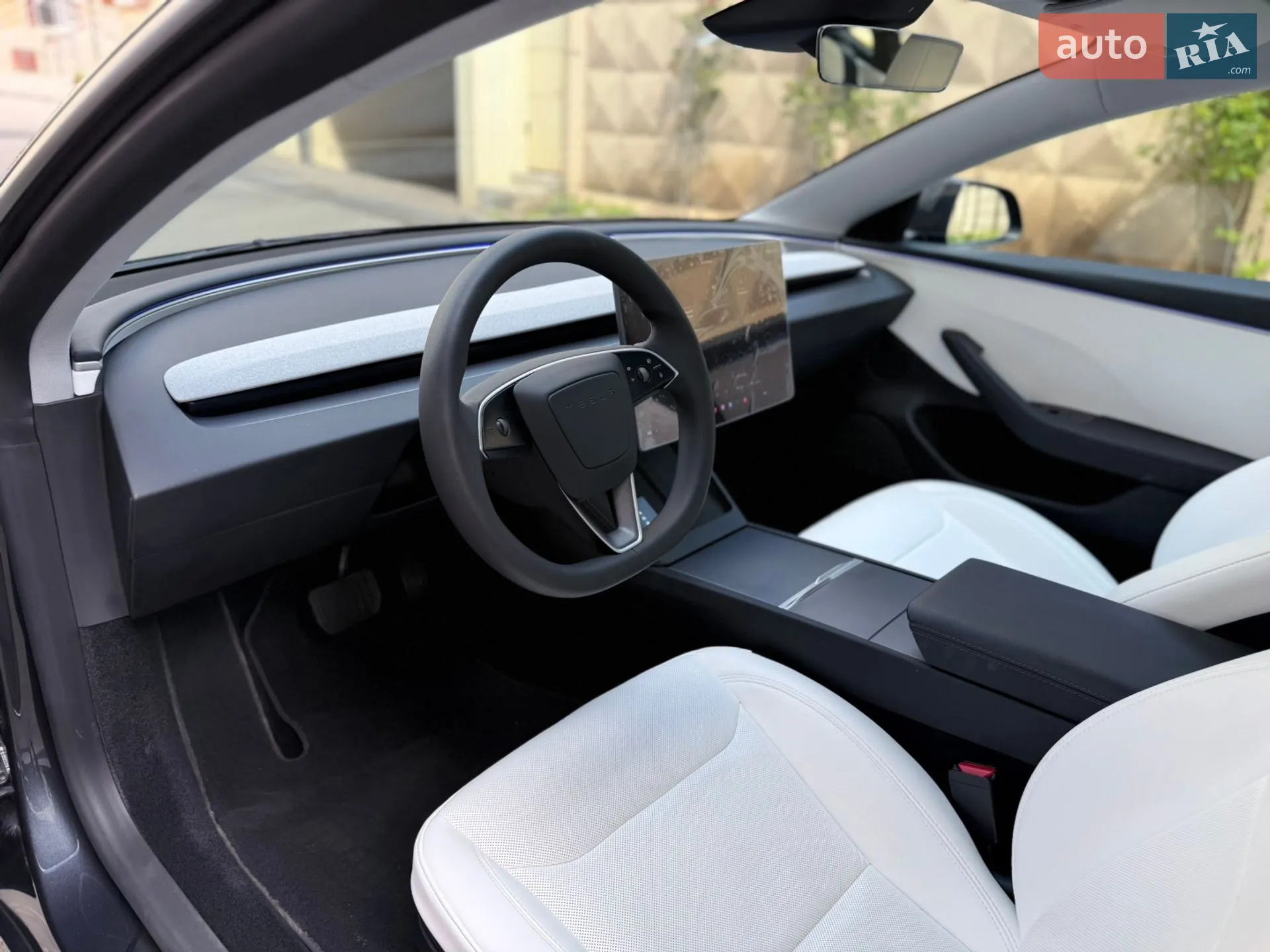 2025 Tesla Model 3 - мініатюра 48