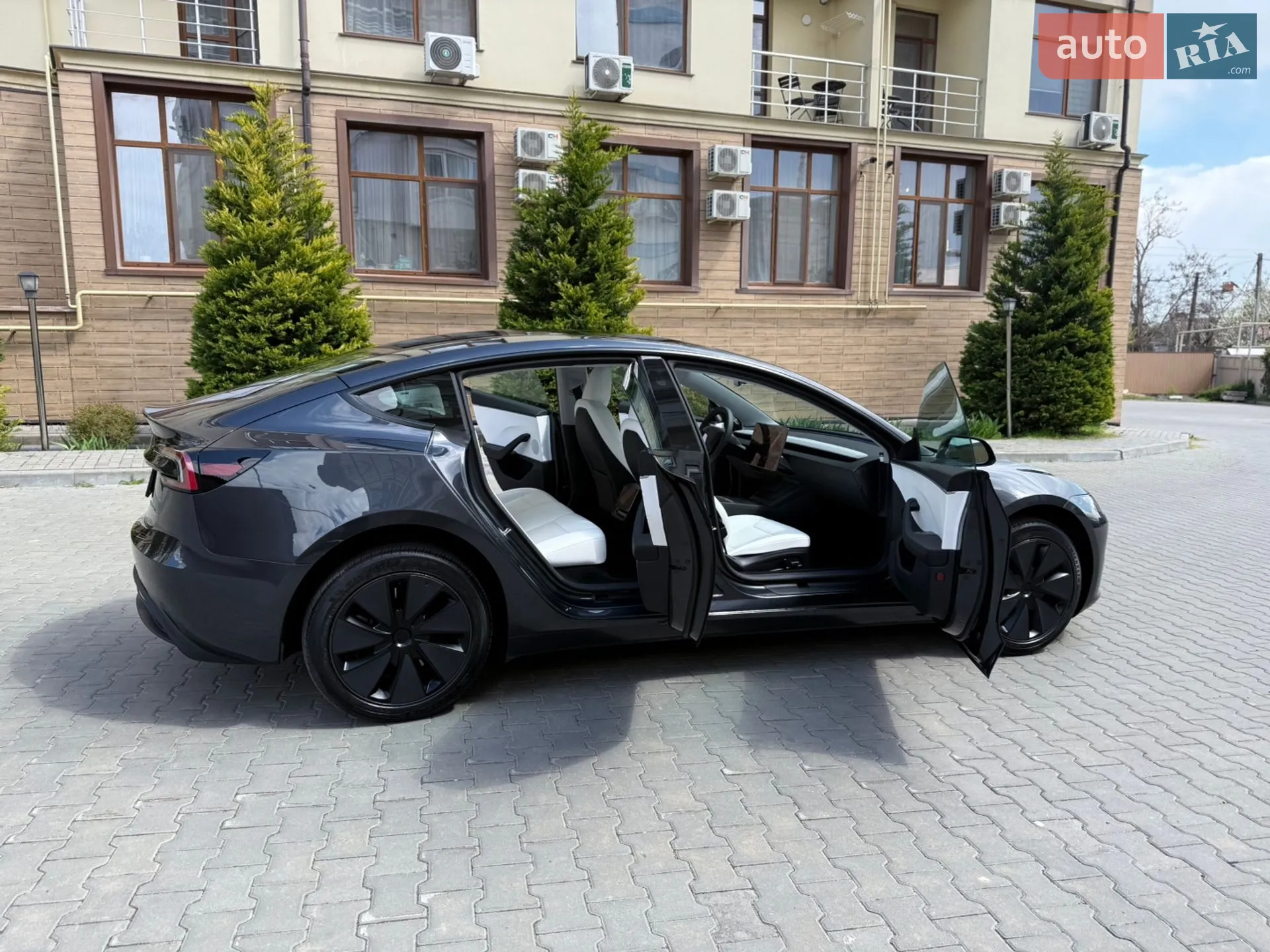2025 Tesla Model 3 - мініатюра 58