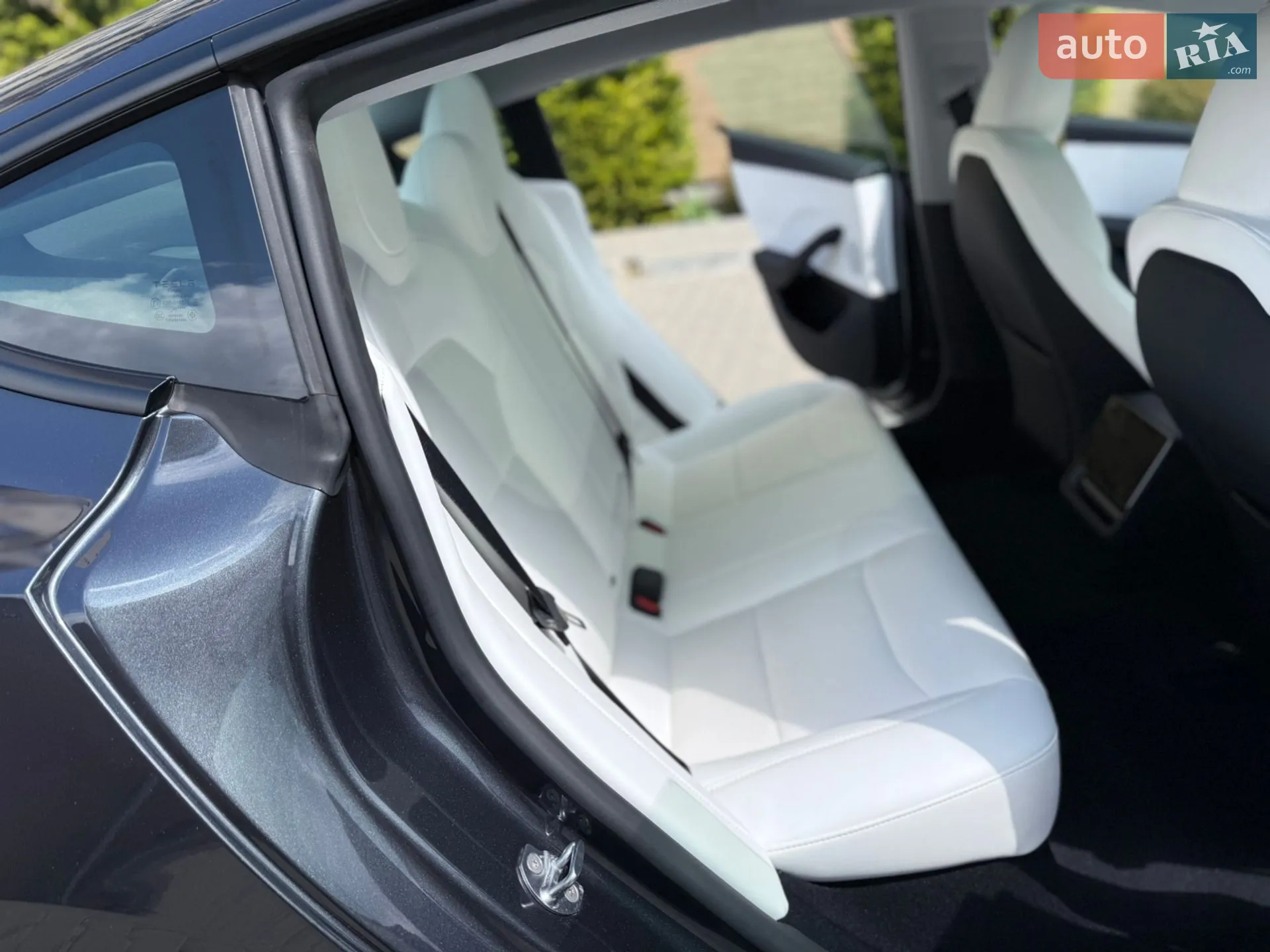 2025 Tesla Model 3 - мініатюра 61