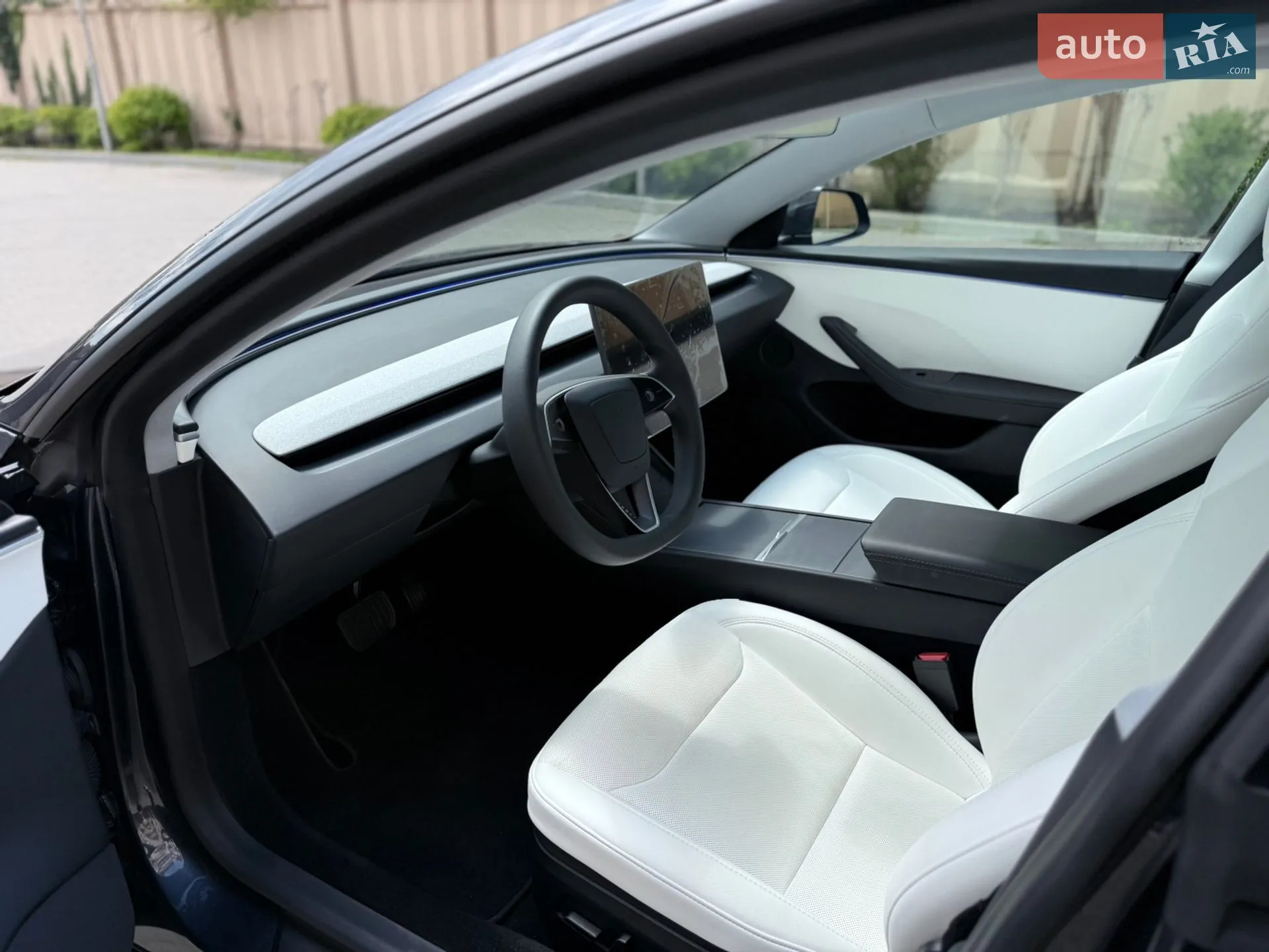 2025 Tesla Model 3 - мініатюра 64