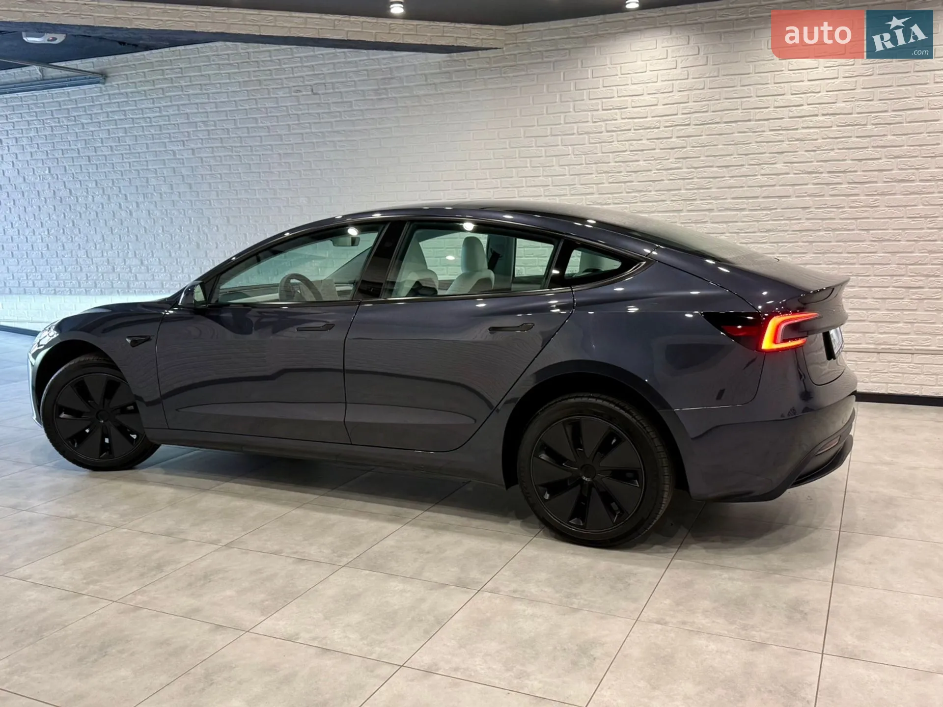 2025 Tesla Model 3 - мініатюра 67