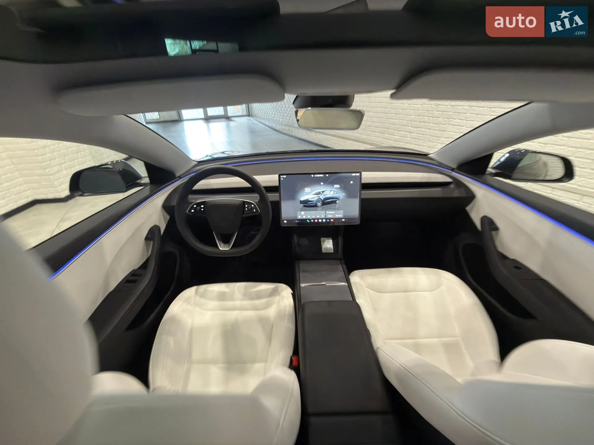 2025 Tesla Model 3 - мініатюра 79