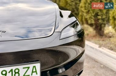 Седан Tesla Model 3 2024 в Харькове