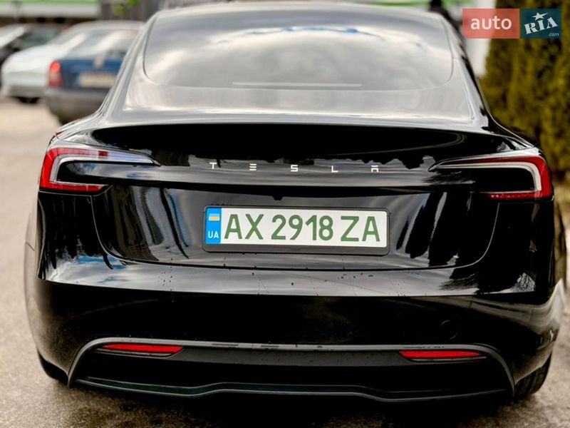 Седан Tesla Model 3 2024 в Харькове
