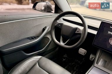 Седан Tesla Model 3 2024 в Харькове