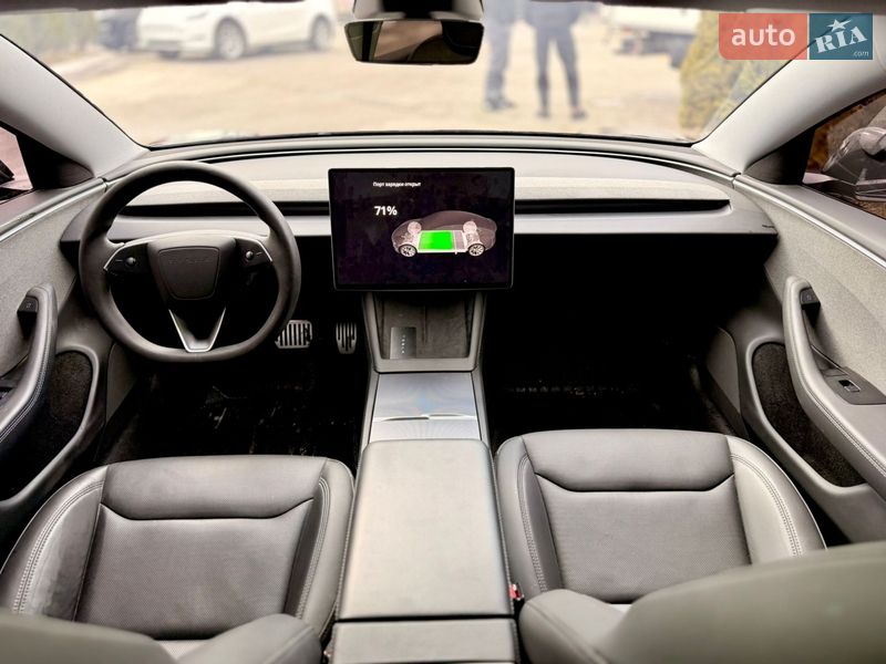 Седан Tesla Model 3 2024 в Харькове