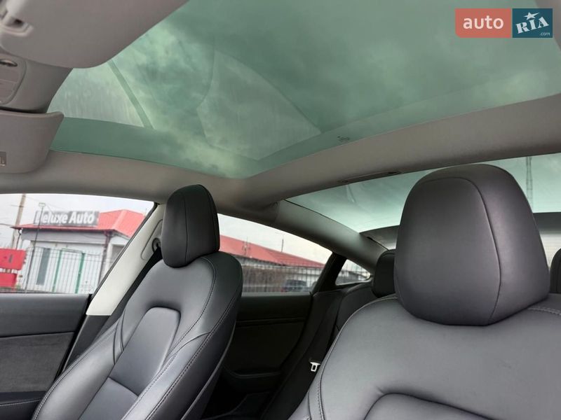 Седан Tesla Model 3 2022 в Киеве фото 68 Седан Tesla Model 3 2022 в Киеве