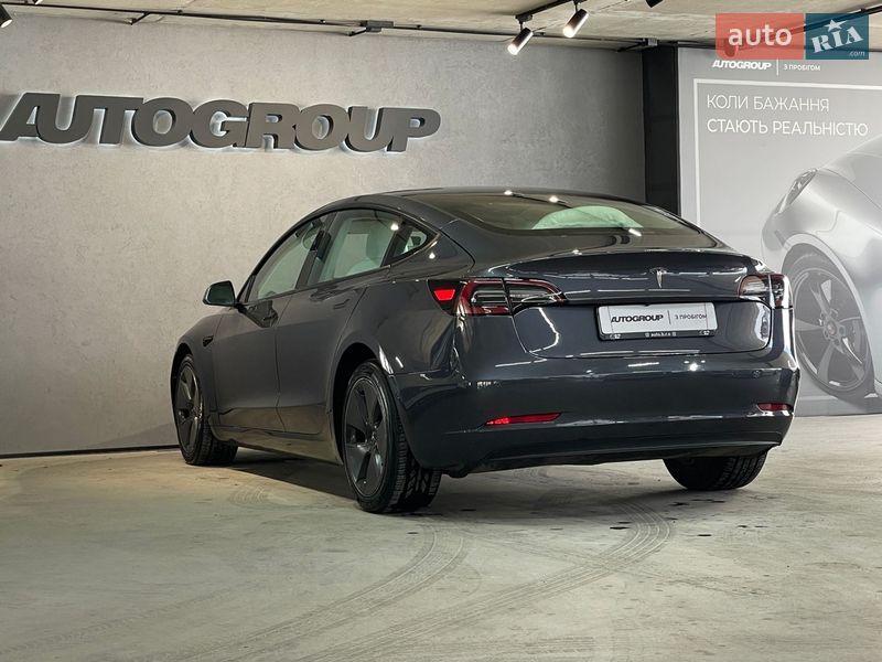 Седан Tesla Model 3 2022 в Одесі