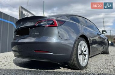 Седан Tesla Model 3 2022 в Киеве