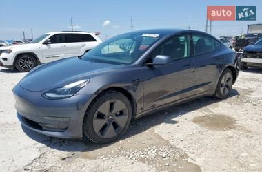 Седан Tesla Model 3 2021 в Львове