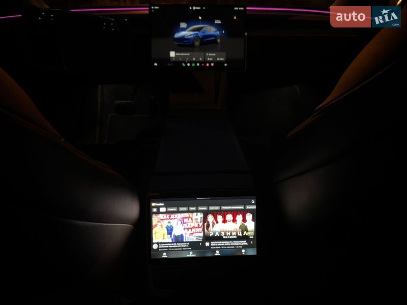 Седан Tesla Model 3 2025 в Киеве