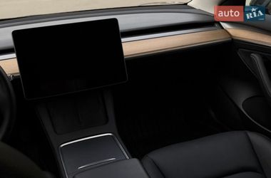 Седан Tesla Model 3 2023 в Киеве