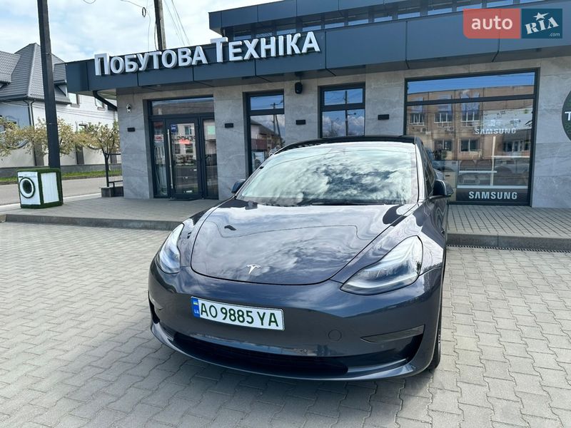 Седан Tesla Model 3 2022 в Виноградове