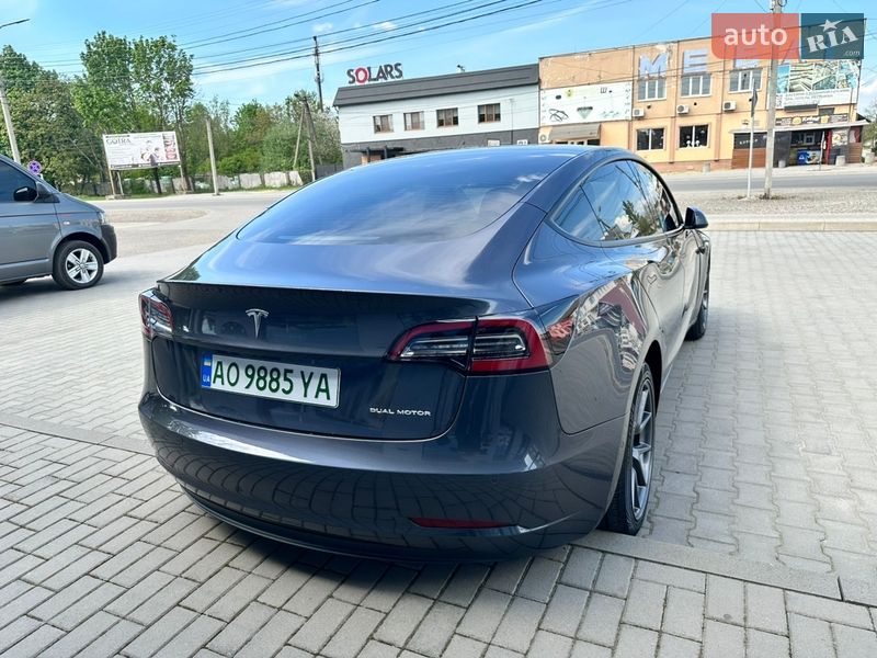 Седан Tesla Model 3 2022 в Виноградове
