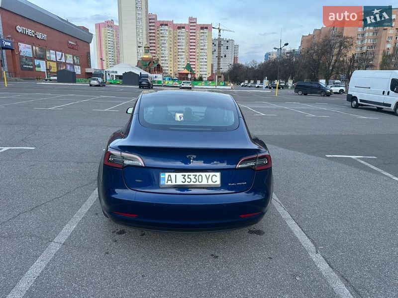 Седан Tesla Model 3 2020 в Броварах
