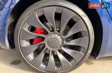 Седан Tesla Model 3 2023 в Киеве