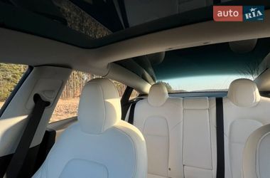 Седан Tesla Model 3 2018 в Вінниці