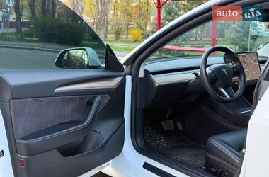 Седан Tesla Model 3 2021 в Киеве