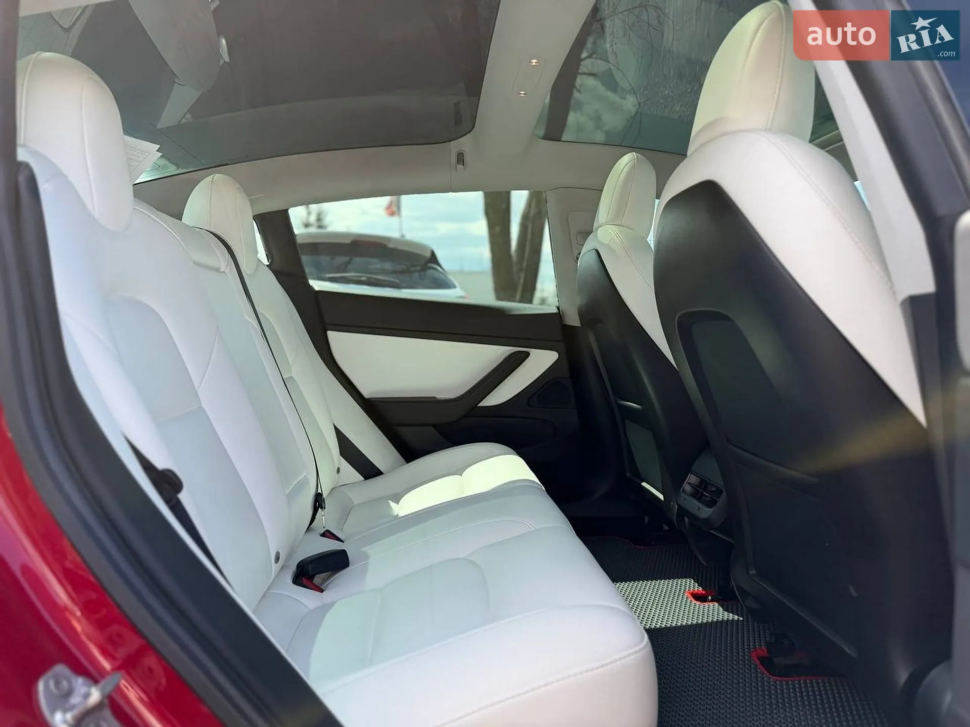 2020 Tesla Model 3 - мініатюра 19