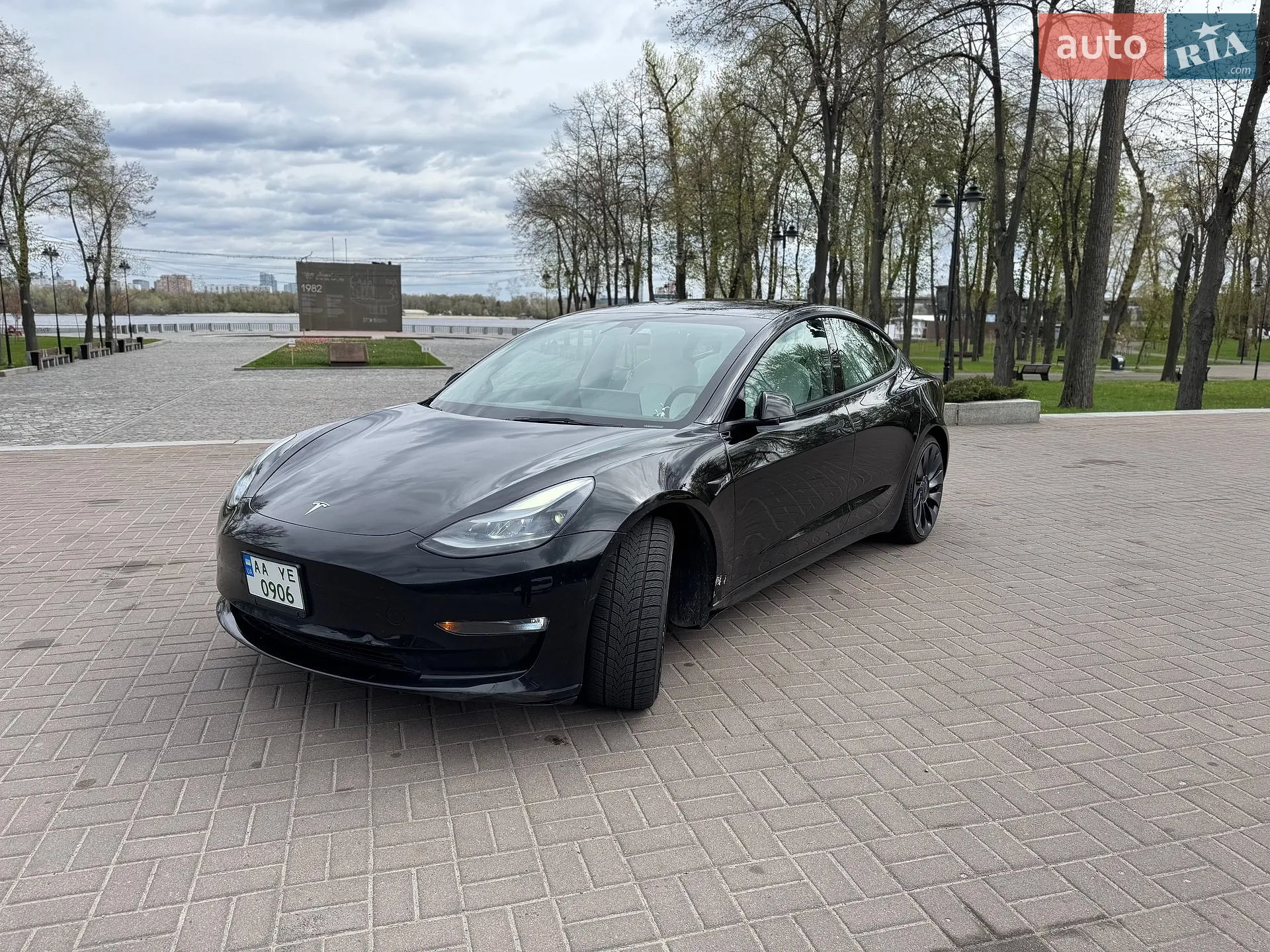 2022 Tesla Model 3 - мініатюра 3