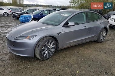 Tesla Model 3 2025