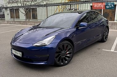 Седан Tesla Model 3 2021 в Києві