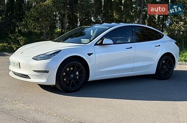 Седан Tesla Model 3 2019 в Тернополе