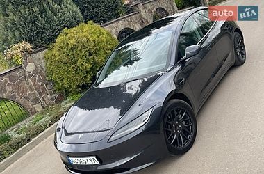 tesla model-3 2024 в Нововолынск от профессионального продавца Олег
