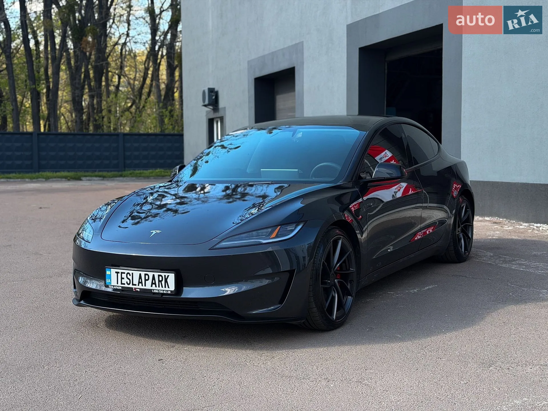 2024 Tesla Model 3 - мініатюра 3