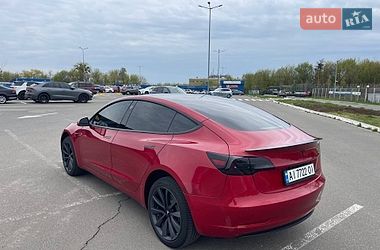 Седан Tesla Model 3 2018 в Києві