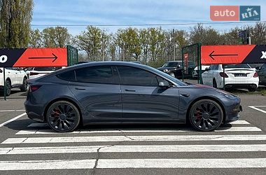 Седан Tesla Model 3 2023 в Одессе
