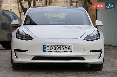 Седан Tesla Model 3 2019 в Тернополе