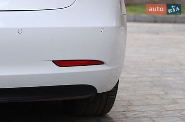 Седан Tesla Model 3 2019 в Тернополе