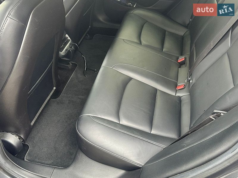 Седан Tesla Model 3 2018 в Вінниці