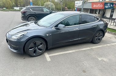 Седан Tesla Model 3 2018 в Вінниці